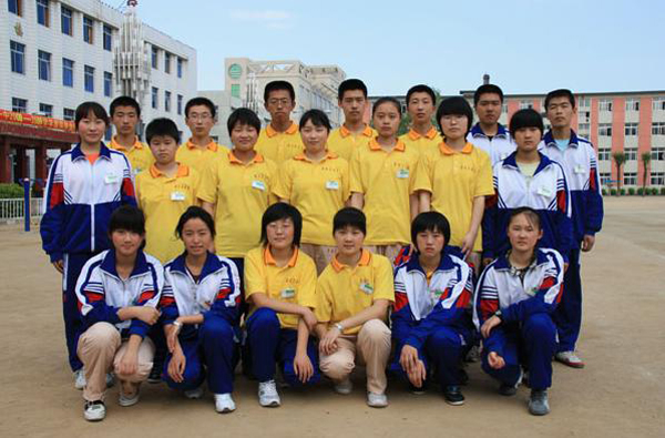 2013年上半年北京华彩扶贫助学慈善基金会向辽宁省鞍山市岫岩满族自治县捐助项目